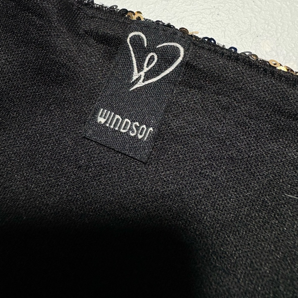 Large Windsor Black and Gold Sequin Mini Skirt - Picture 2 of 6